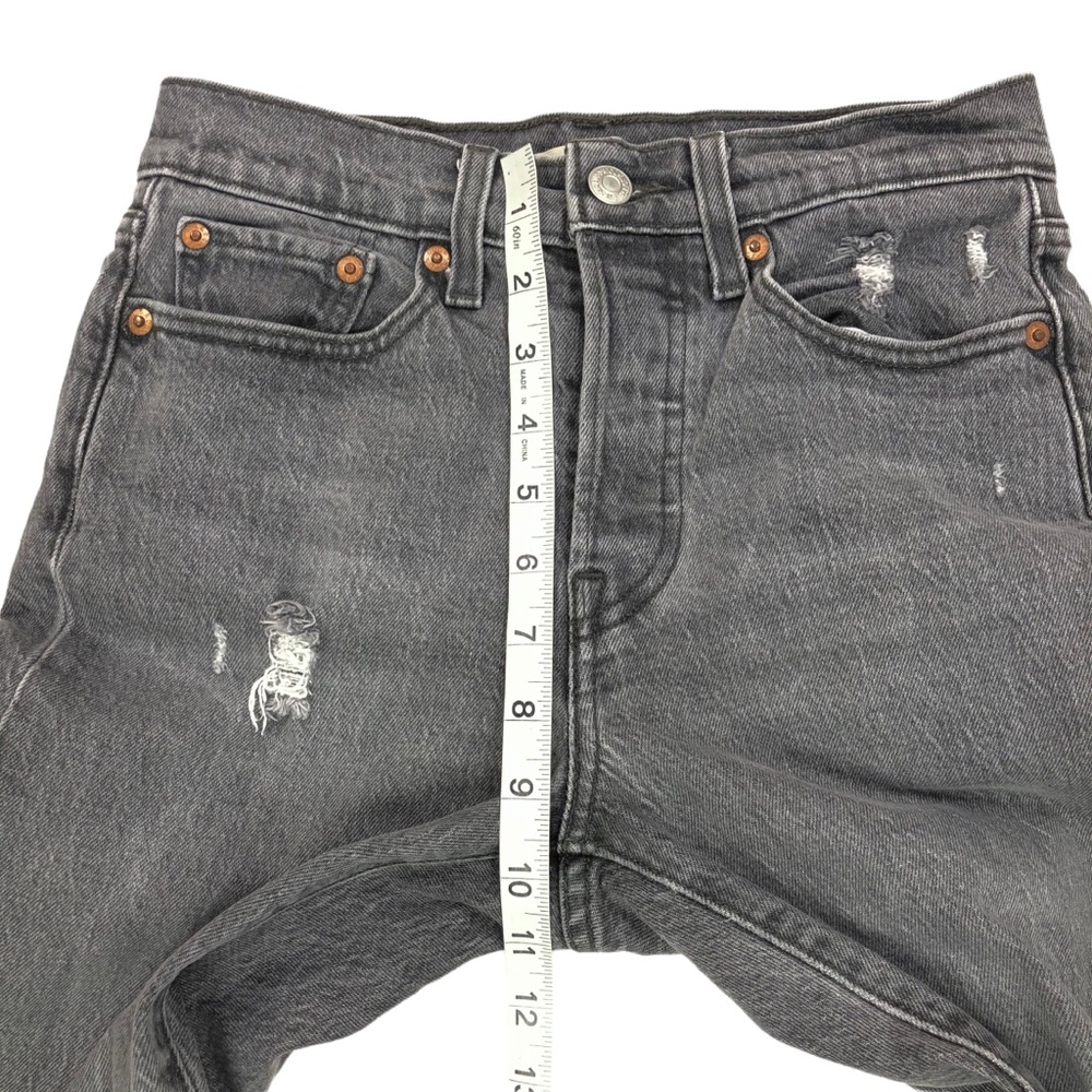 Levi's Wedgie Straight Jean Women Size 24 24X25.5 Gray Mid Rise Distress Raw Hem - Picture 9 of 12